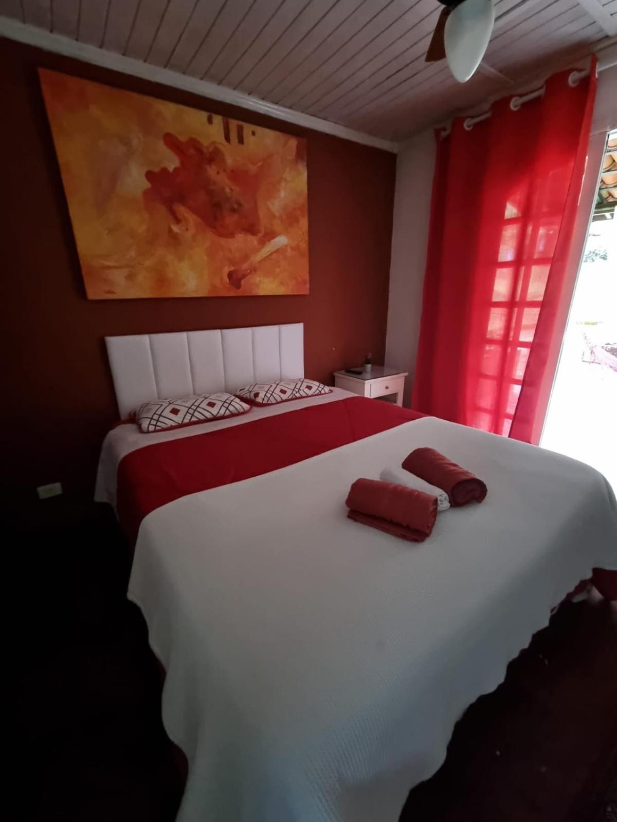 Cabanas Espada De Sao Jorge São Roque Rum bild