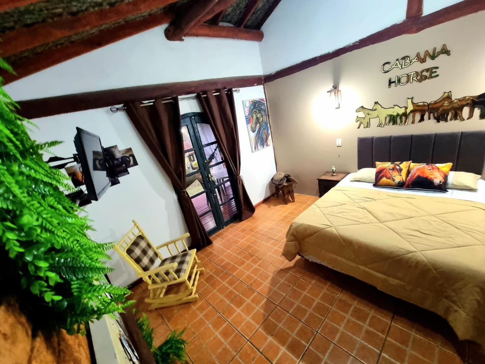 Cabanas Espada De Sao Jorge São Roque Rum bild