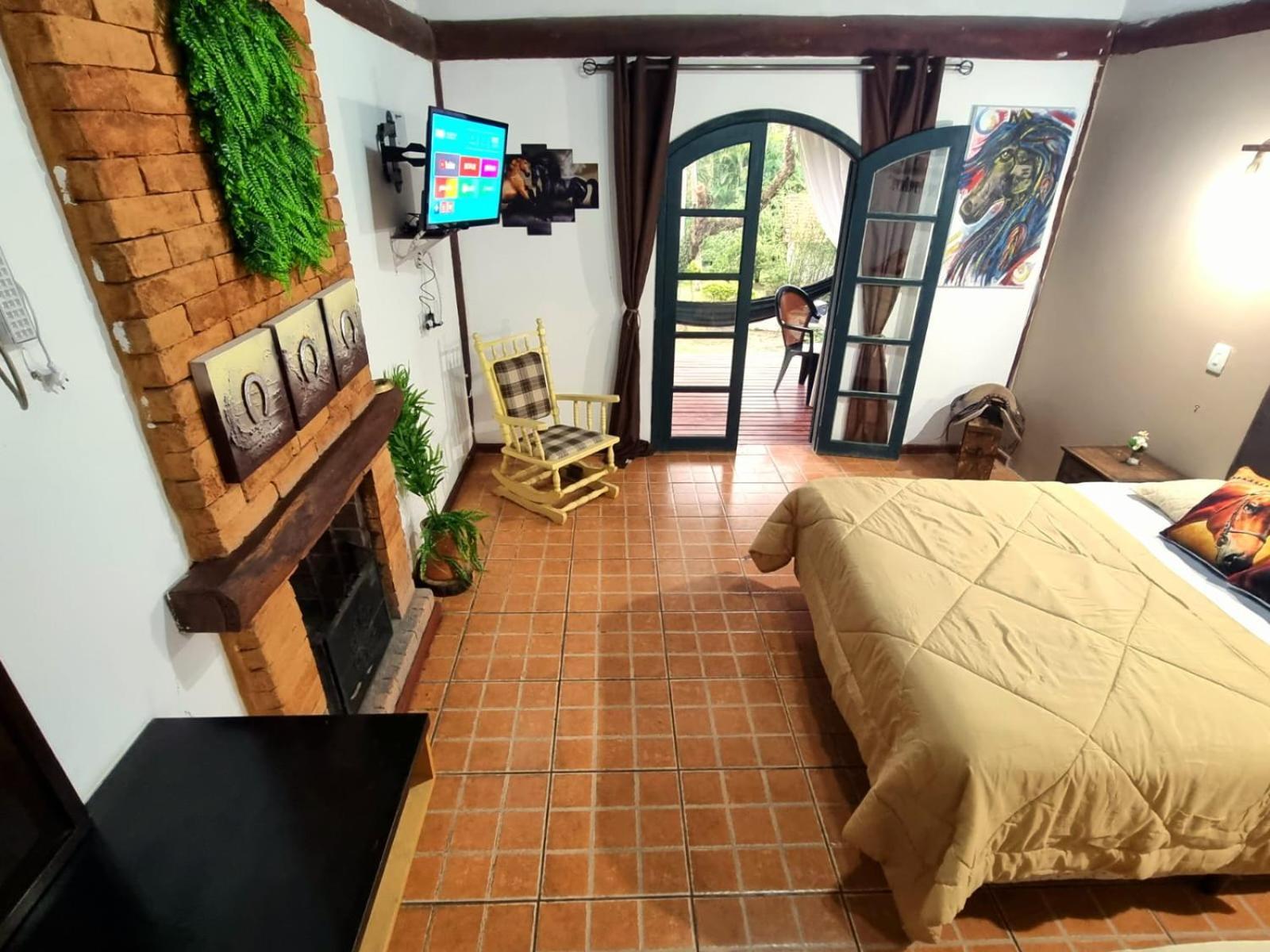 Cabanas Espada De Sao Jorge São Roque Rum bild
